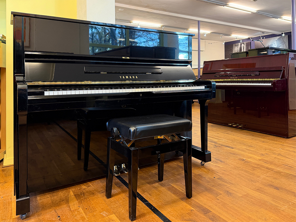 Yamaha U1 H - Afbeelding 2