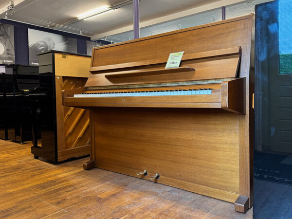 Ibach C116
