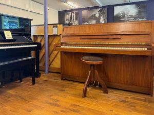 Yamaha M5J