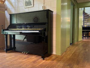 Yamaha U3-X