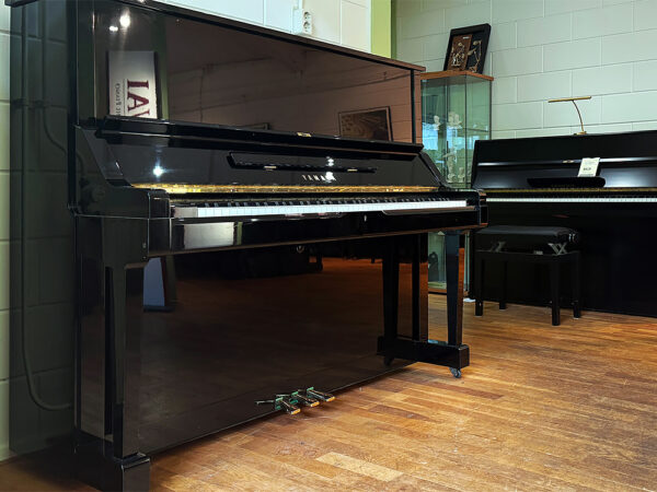 Yamaha U3-X - Afbeelding 3