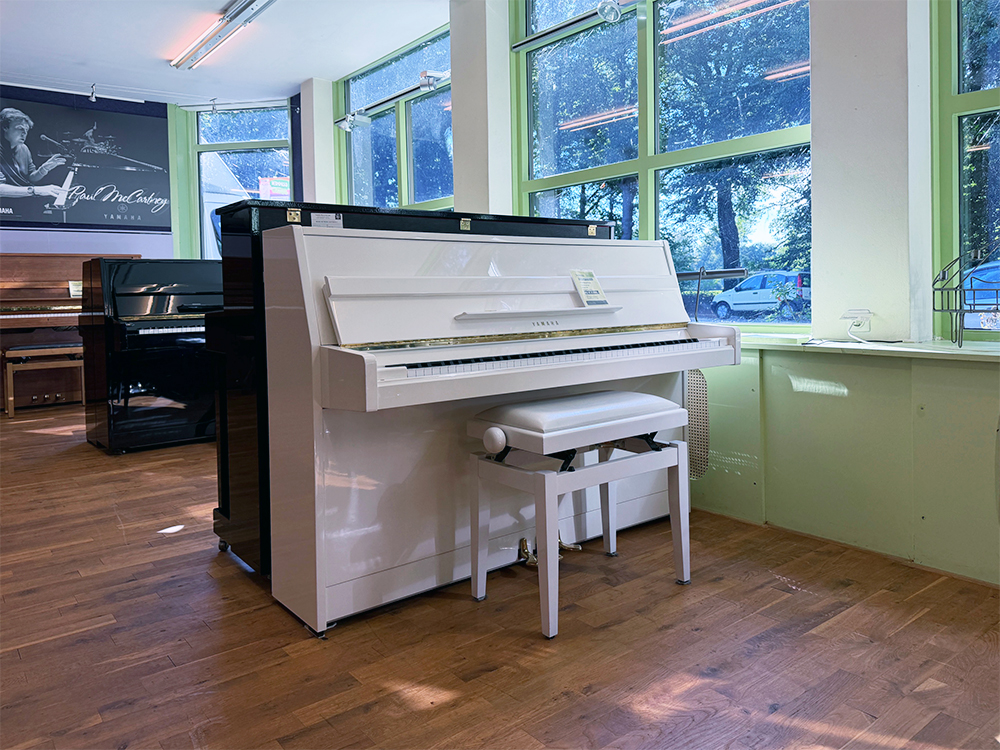 Yamaha M5J