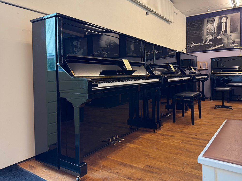 Yamaha U3 - Afbeelding 2